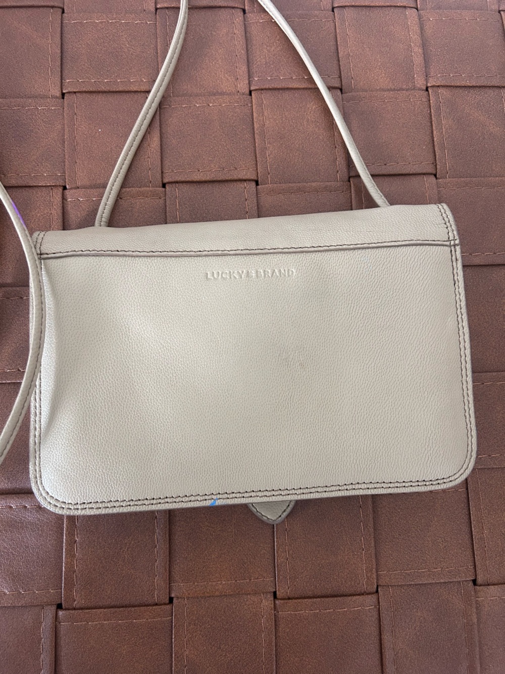Lucky Brand Vintage Taupe 100% Leather Convertible Wallet Crossbody Purse Bag - Picture 14 of 15